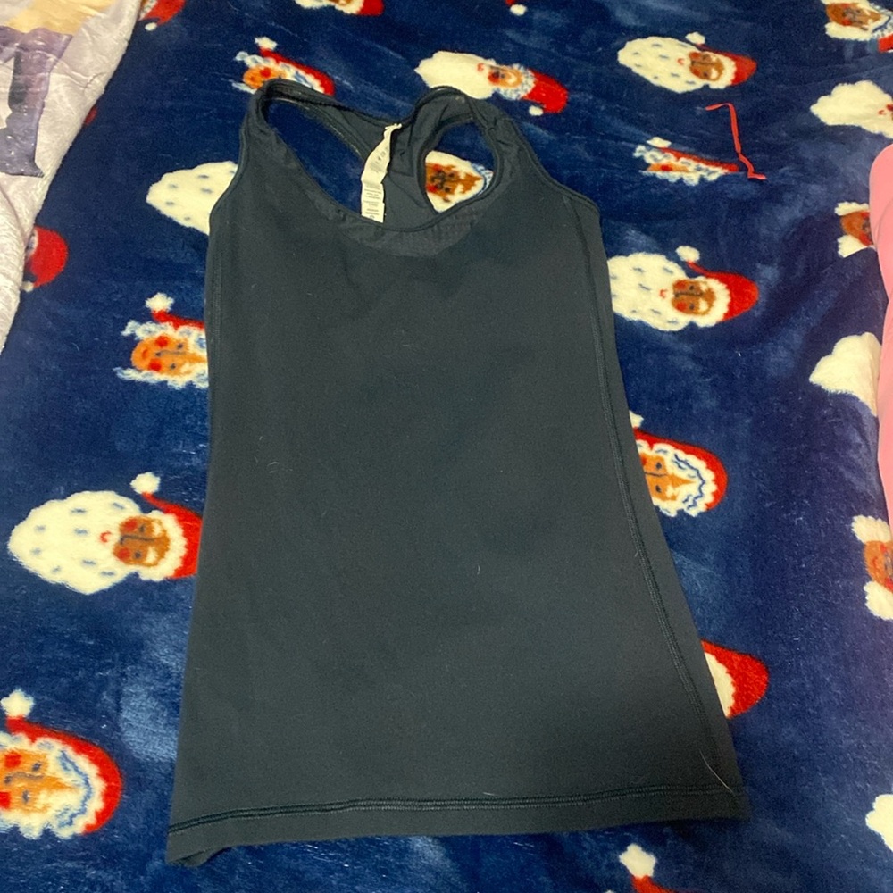 lululemonn tanktop!